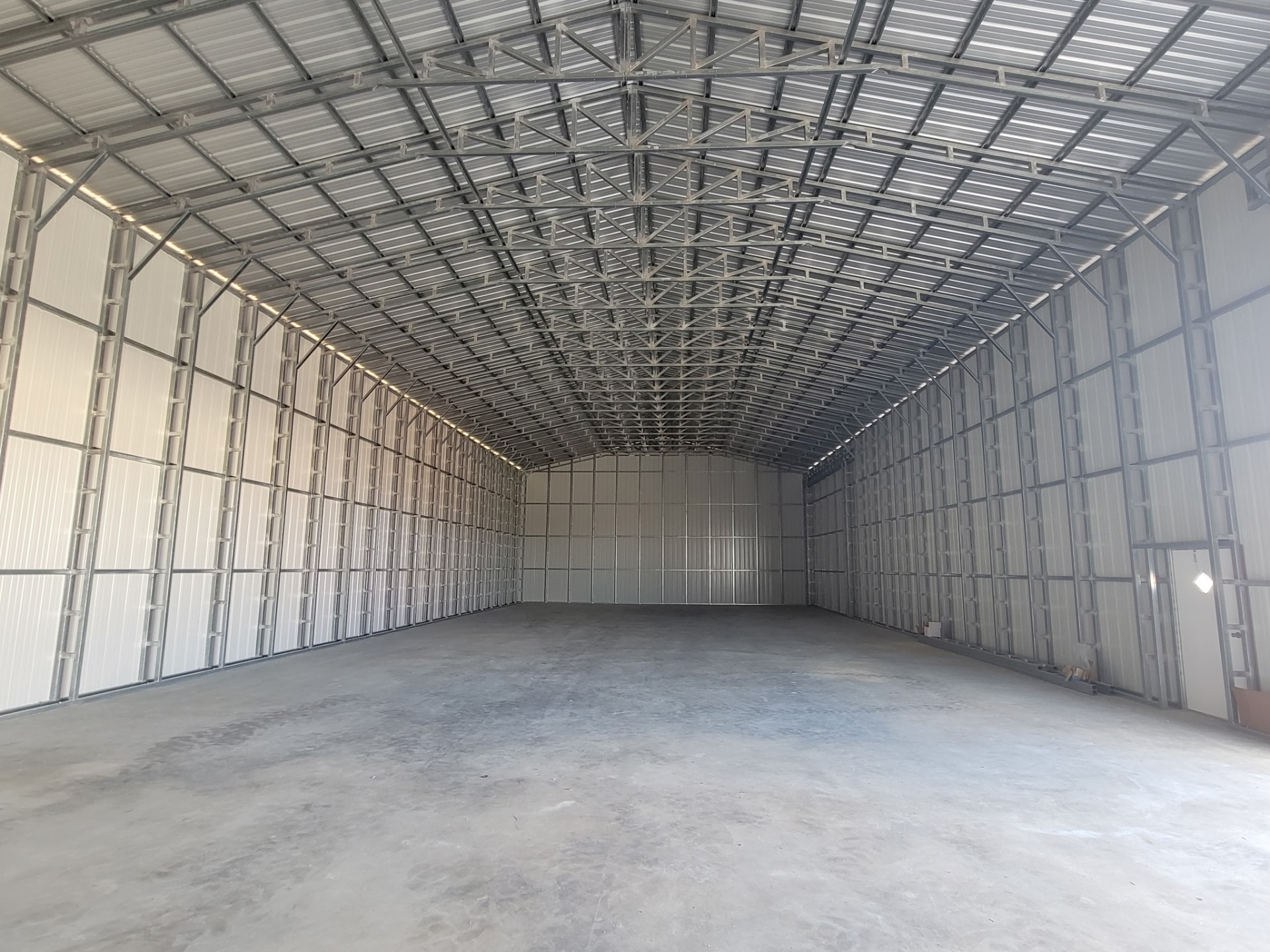 Commercial Galvanized Warehouse